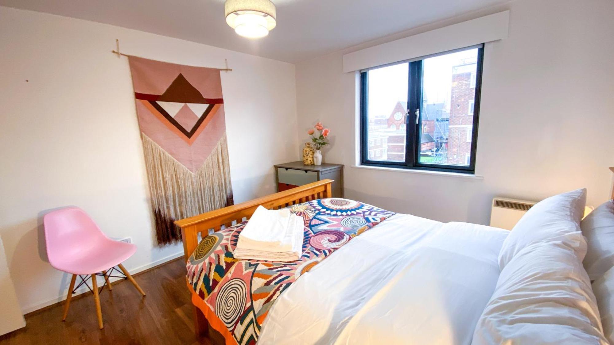 2 Bed Shoreditch Home With Parking Londýn Exteriér fotografie